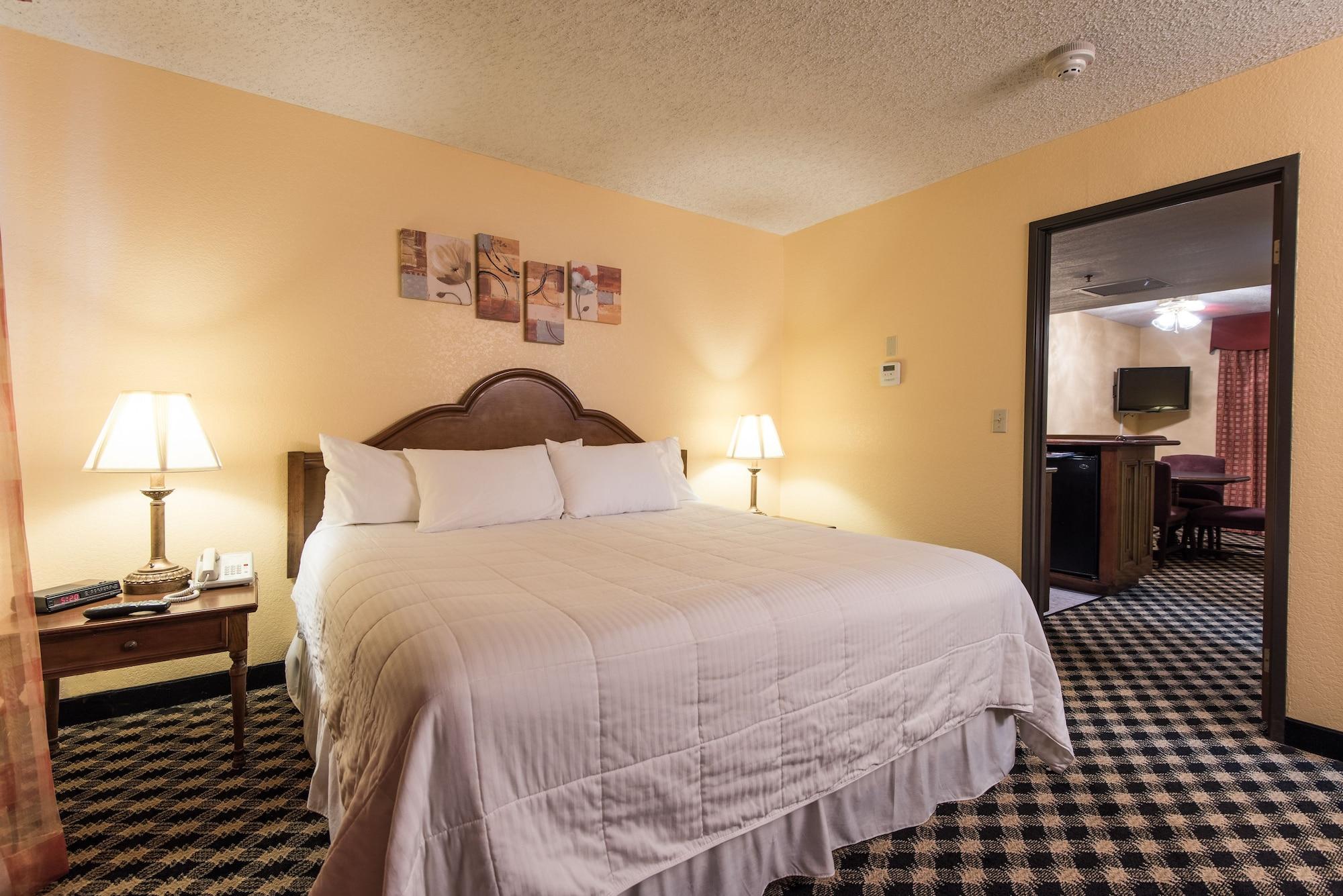 Mcm Elegante Suites Abilene Exterior photo