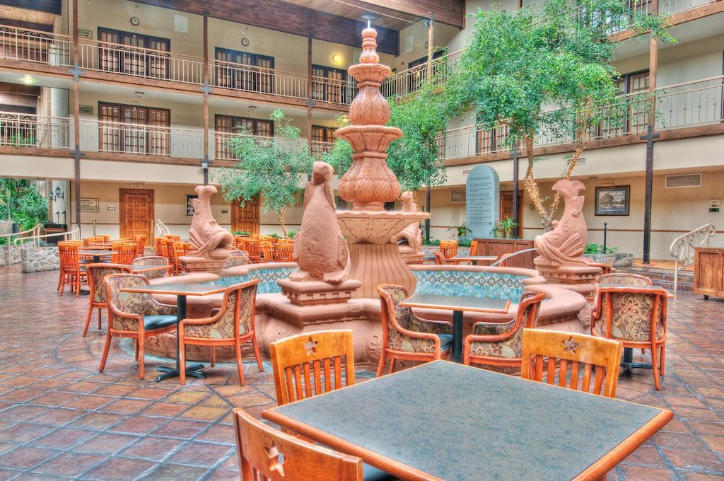 Mcm Elegante Suites Abilene Exterior photo