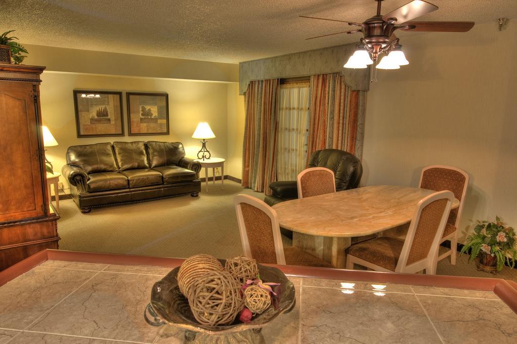Mcm Elegante Suites Abilene Exterior photo