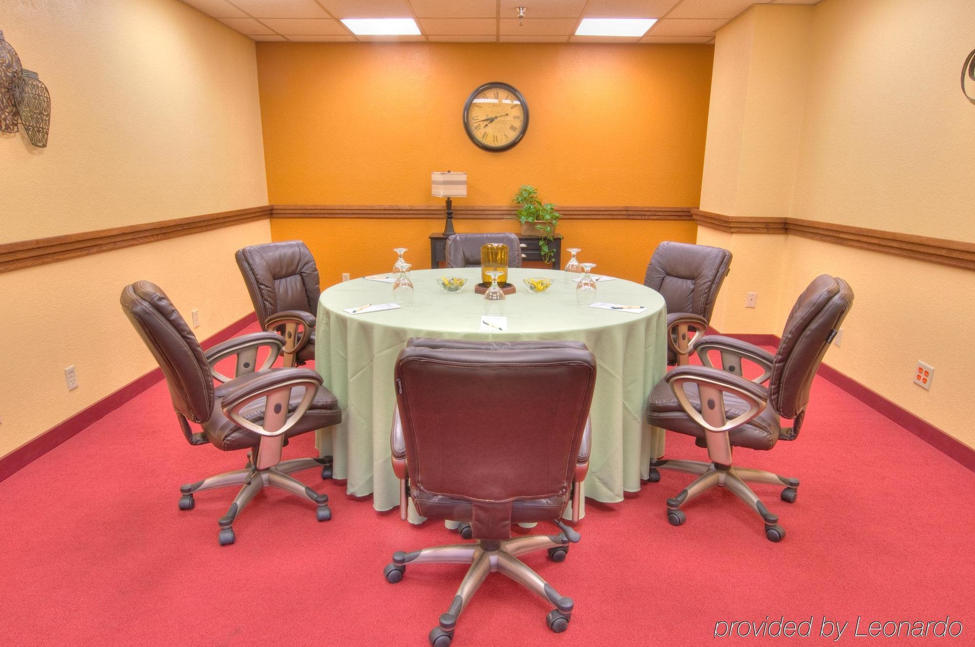Mcm Elegante Suites Abilene Exterior photo