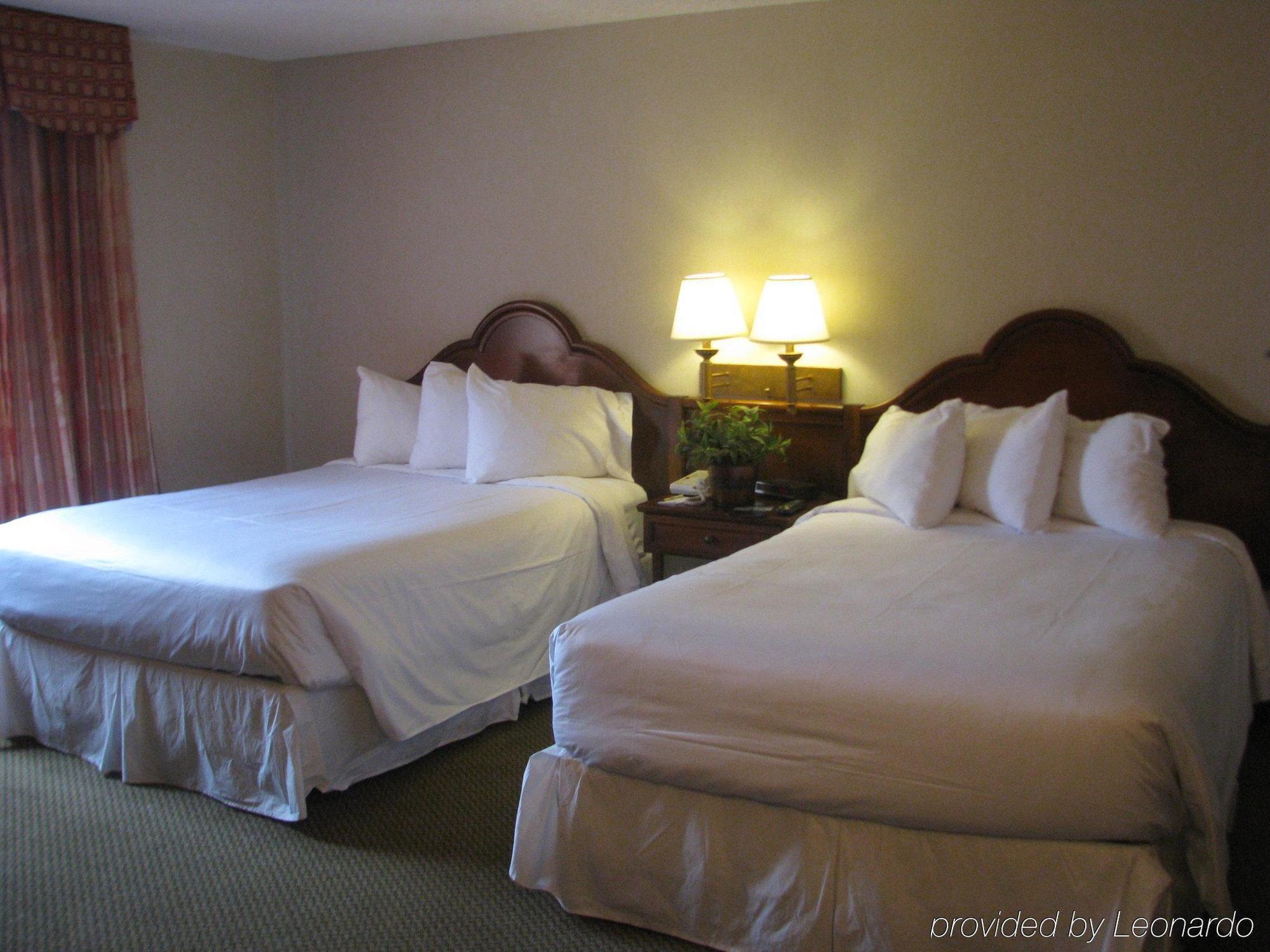 Mcm Elegante Suites Abilene Room photo