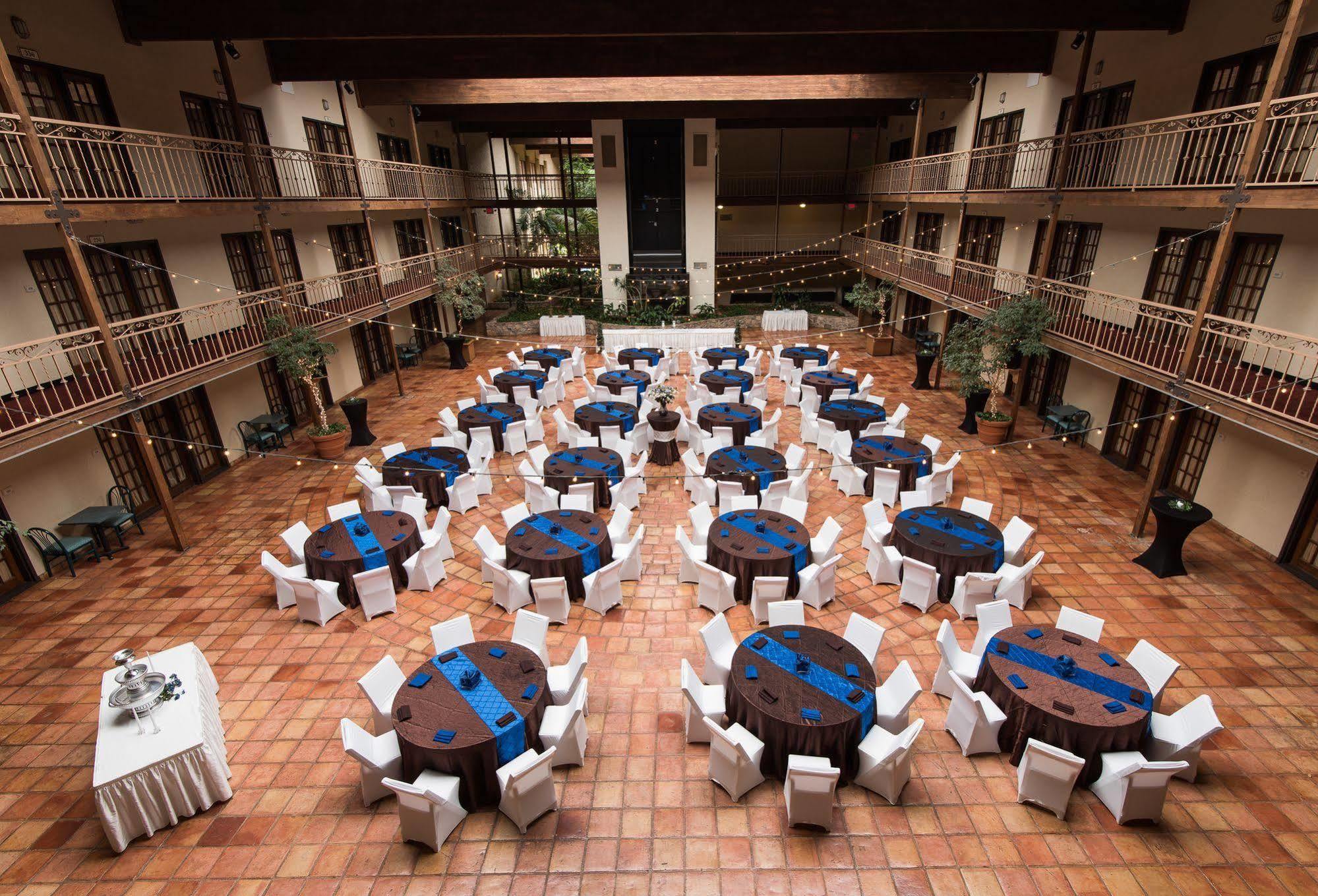Mcm Elegante Suites Abilene Exterior photo