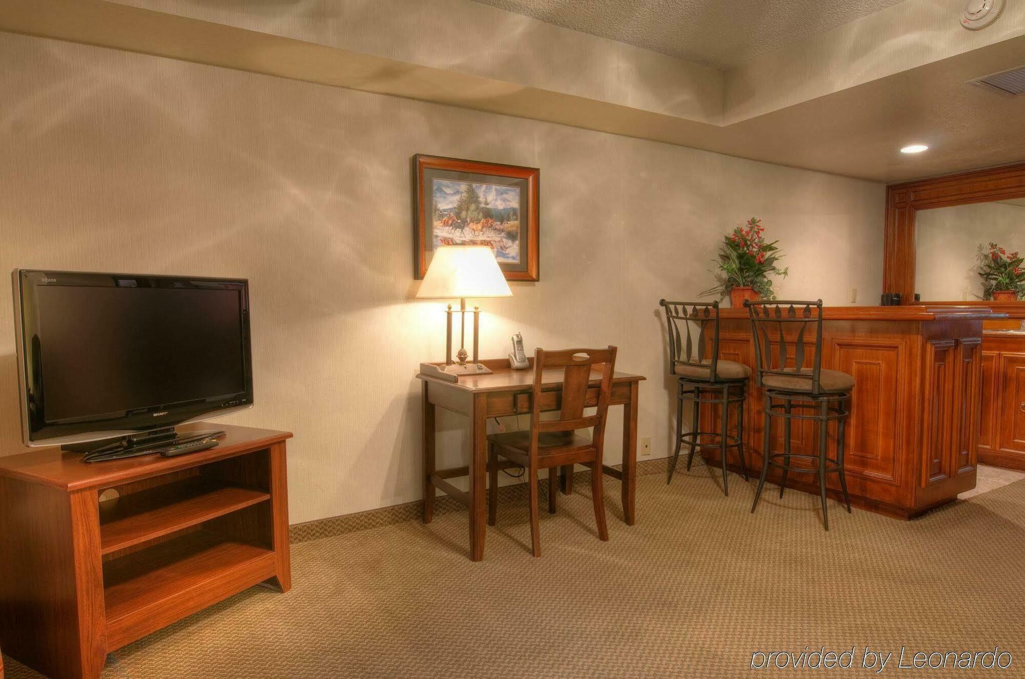 Mcm Elegante Suites Abilene Exterior photo